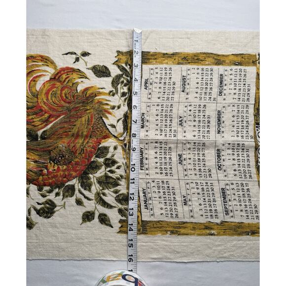 Vintage Linen Tea Towel 1969 Calendar Rooster Red Green 25”X 16” - Picture 6 of 6